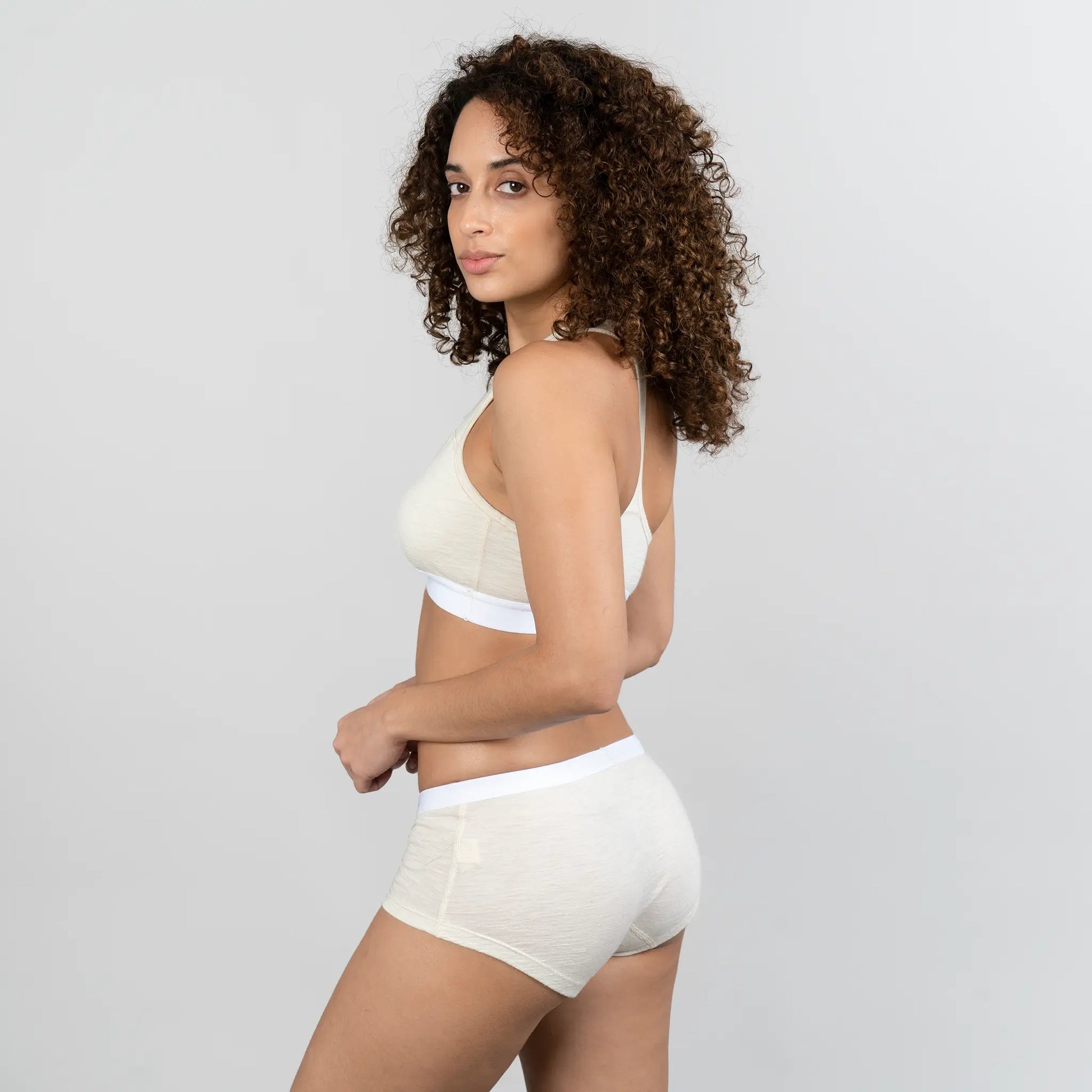  womens single origin sports bra ultralight color natural white